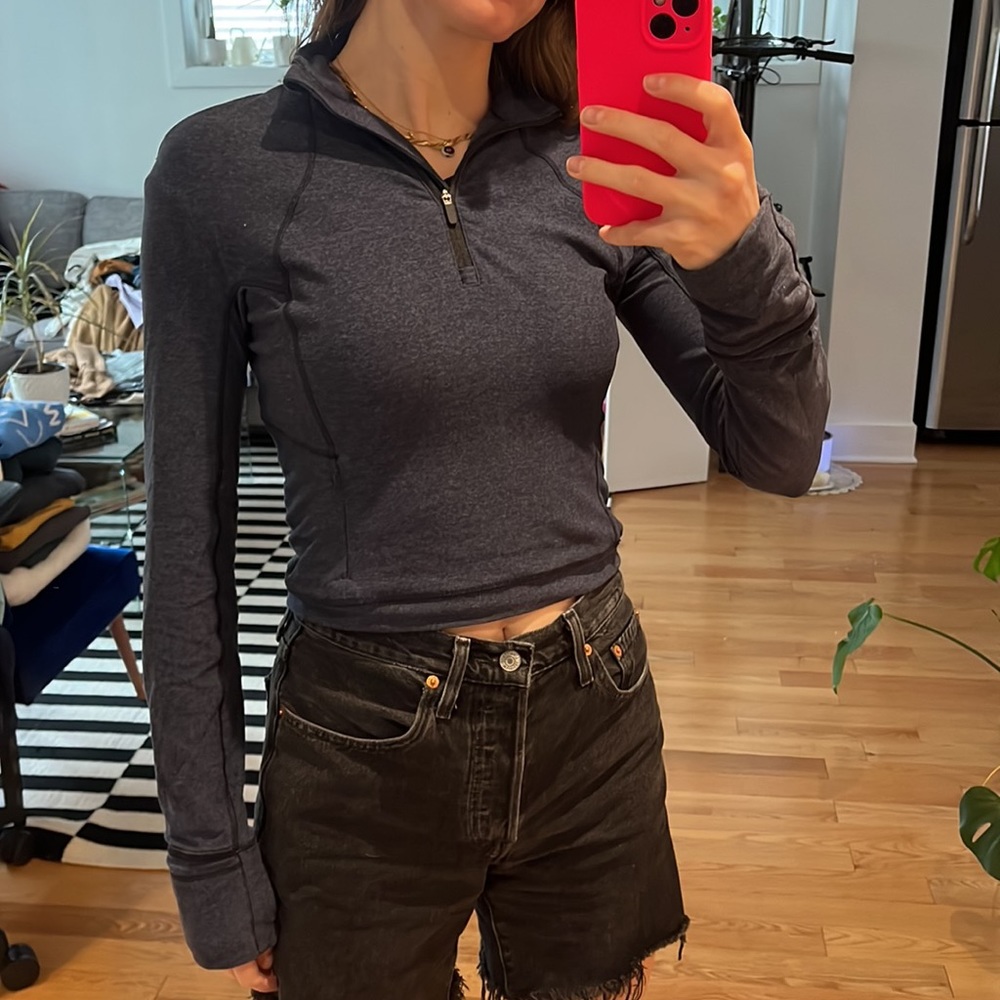 Lululemon top